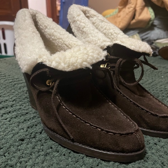 Michael Kors Fur-lined Wedged Heeled Boots - Picture 3 of 11